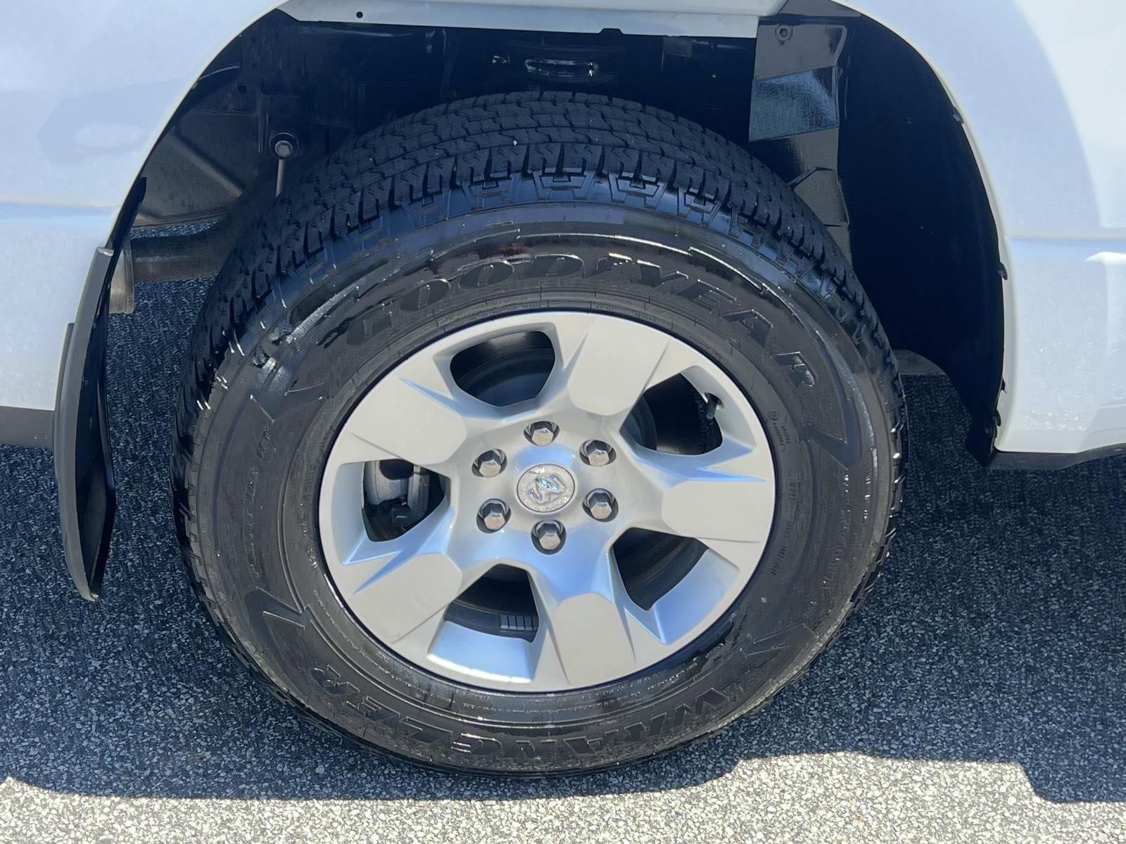 Used 2023 RAM 1500 Big Horn image 17