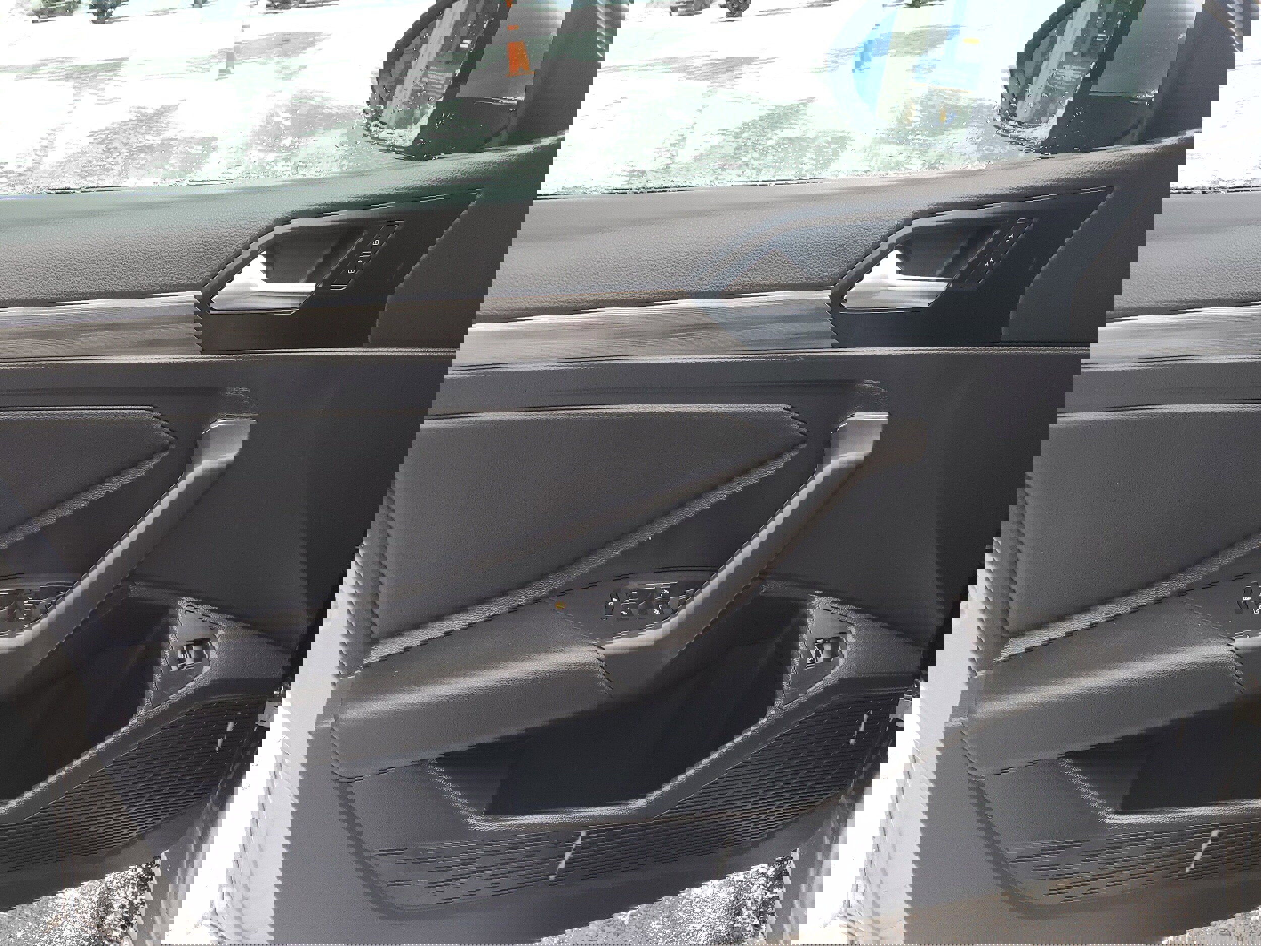 Used 2019 Volkswagen Jetta SEL w/ Cold Weather Package image 11