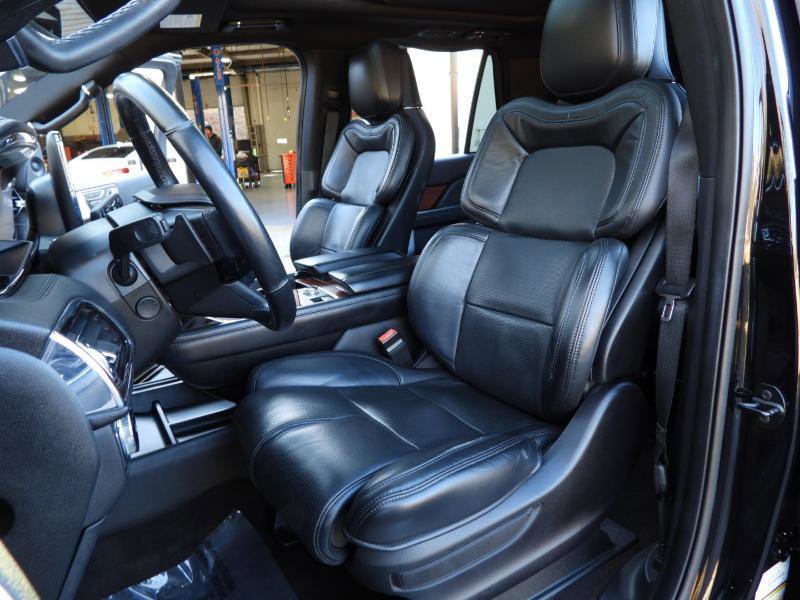 Used 2020 Lincoln Navigator Reserve w/ Equipment Group 208A Reserve image 48