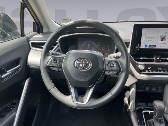 Used 2025 Toyota Corolla Cross XLE AWD/4WD image 13