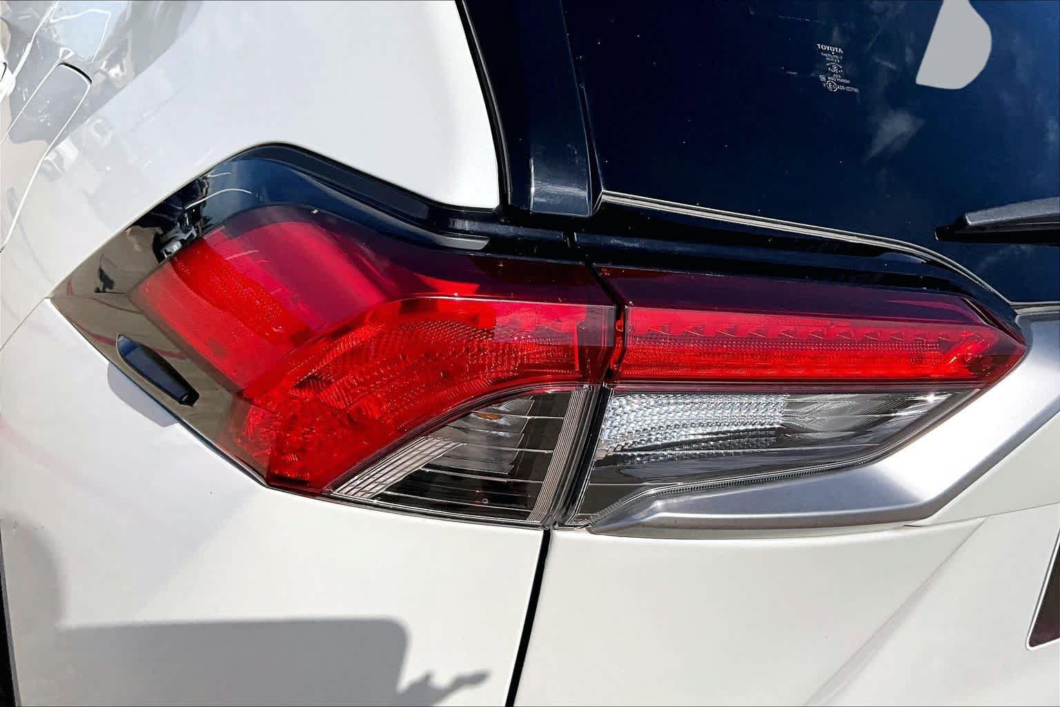Used 2022 Toyota RAV4 XSE w/ Weather Package AWD/4WD image 29