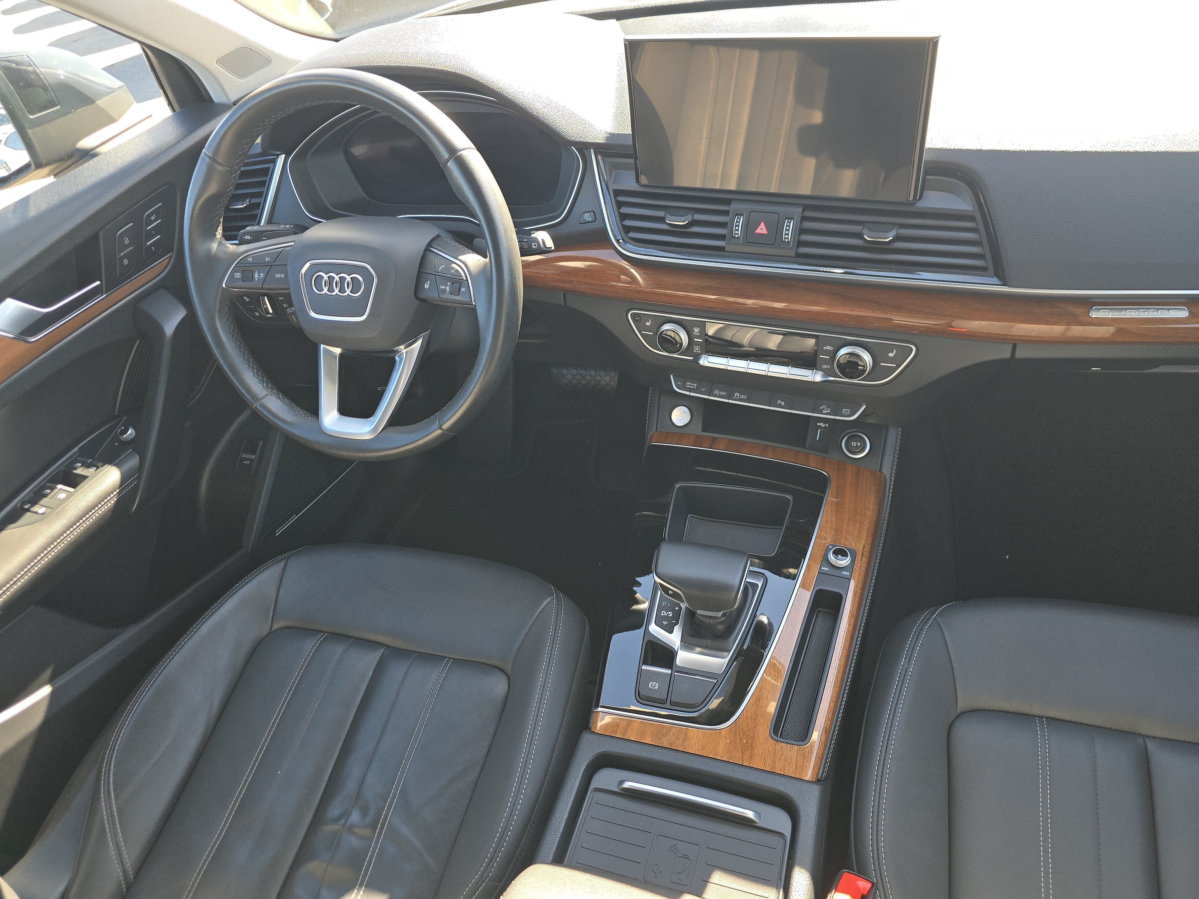 Used 2021 Audi Q5 2.0T Premium Plus w/ Premium Plus Package AWD/4WD image 20