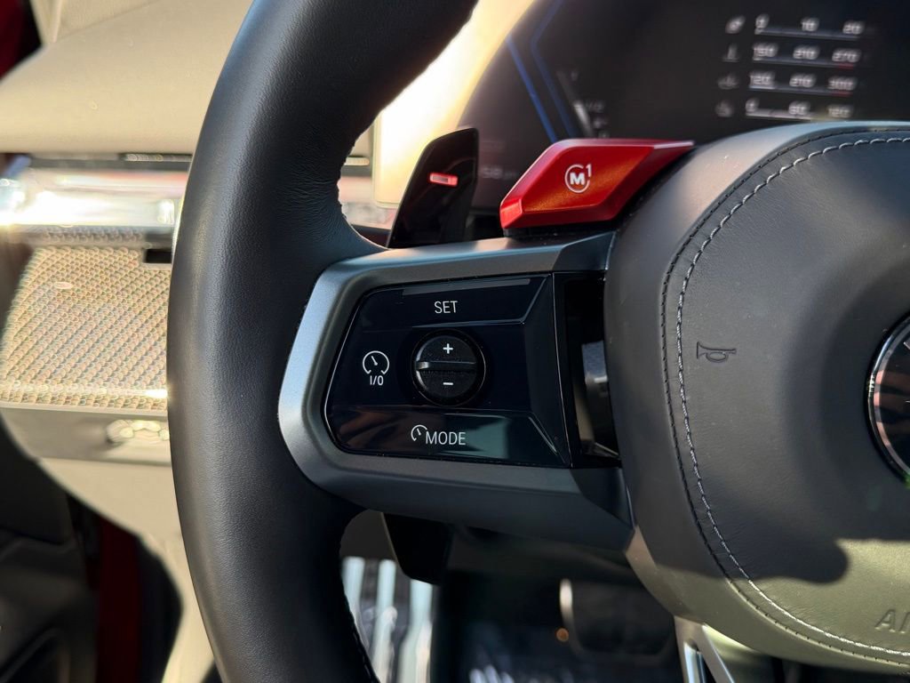 Used 2025 BMW M5 w/ Carbon Package image 18