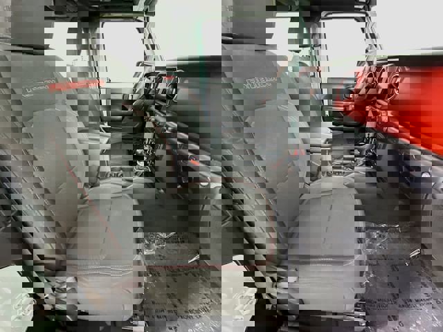 Used 2023 Jeep Wrangler Rubicon image 25