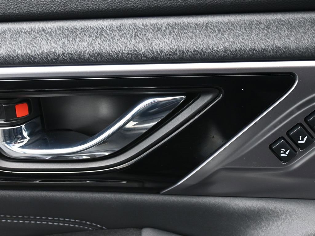 Used 2024 Subaru Outback Limited image 10