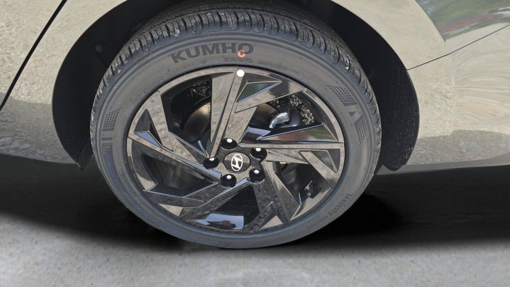 New 2026 Hyundai Elantra Sport FWD image 30