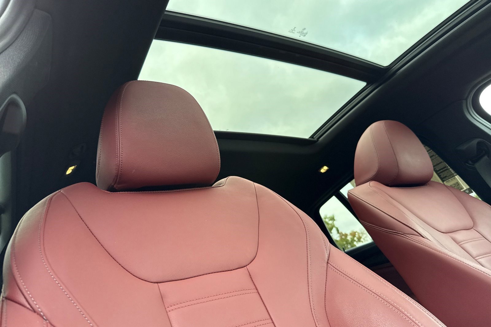 Certified 2021 BMW X4 xDrive30i w/ Executive Package image 20