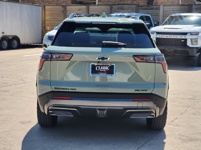 Used 2026 Chevrolet Equinox ACTIV AWD/4WD image 14