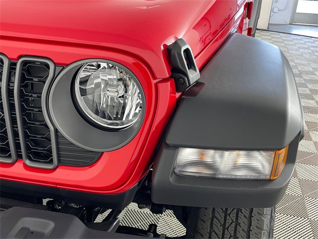 New 2025 Jeep Gladiator Sport image 21