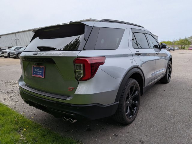 Used 2024 Ford Explorer ST w/ Equipment Group 401A AWD/4WD image 4