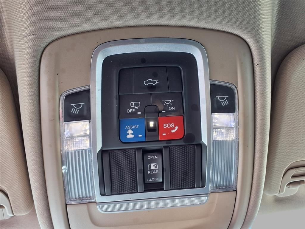 Used 2020 RAM 1500 Laramie image 17