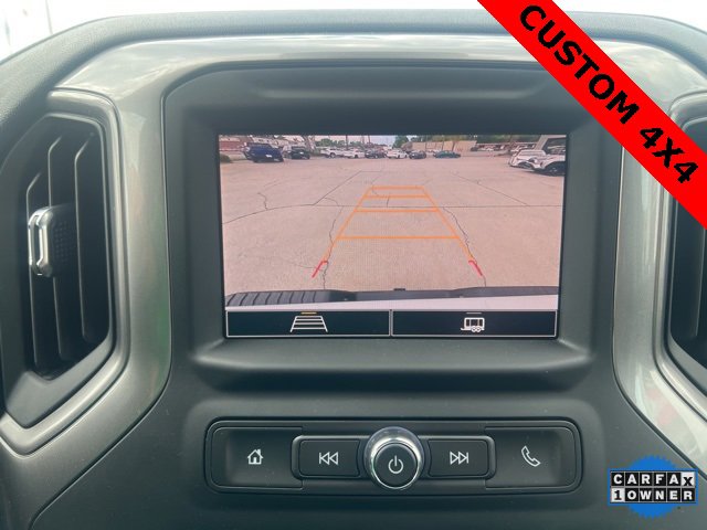 Used 2024 Chevrolet Silverado 2500 Custom w/ Custom Value Package image 18