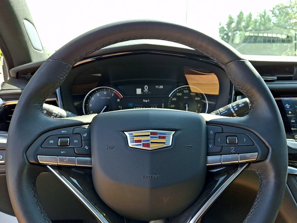 Used 2024 Cadillac XT6 Premium Luxury AWD/4WD image 20
