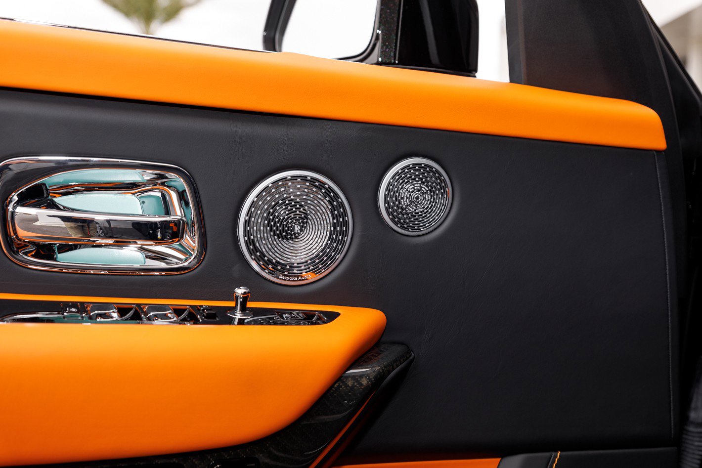 Used 2022 Rolls-Royce Cullinan Black Badge w/ Dark Exterior Package image 42