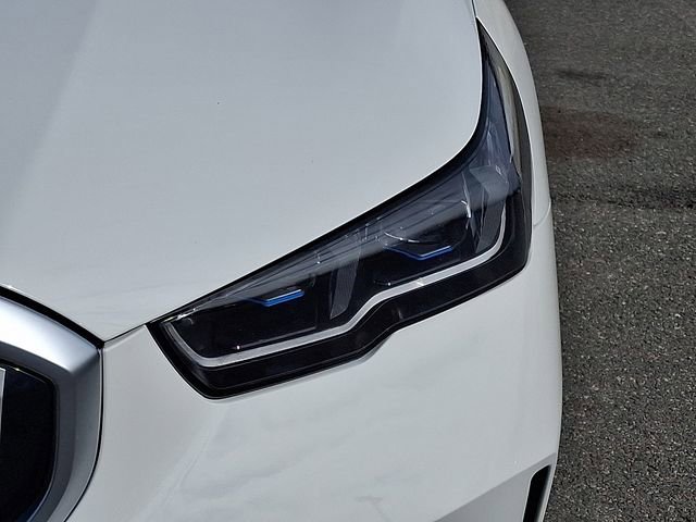 Used 2026 BMW 530i xDrive image 9