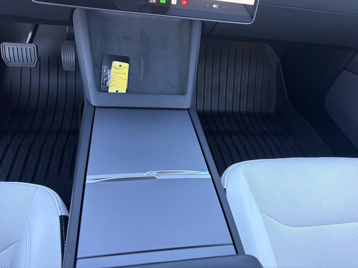 Used 2024 Tesla Model 3 Long Range RWD image 16