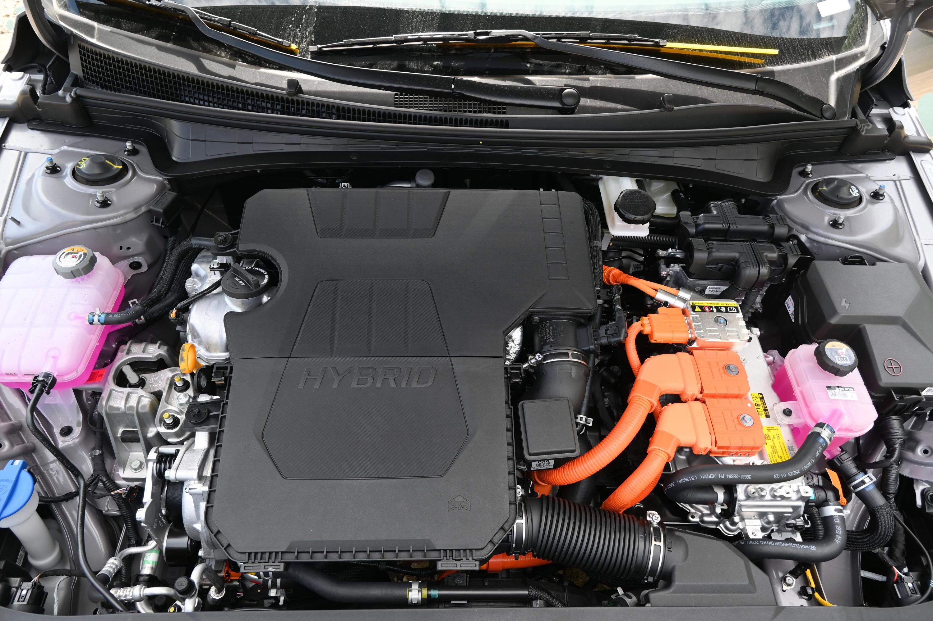 New 2025 Hyundai Elantra Blue image 13