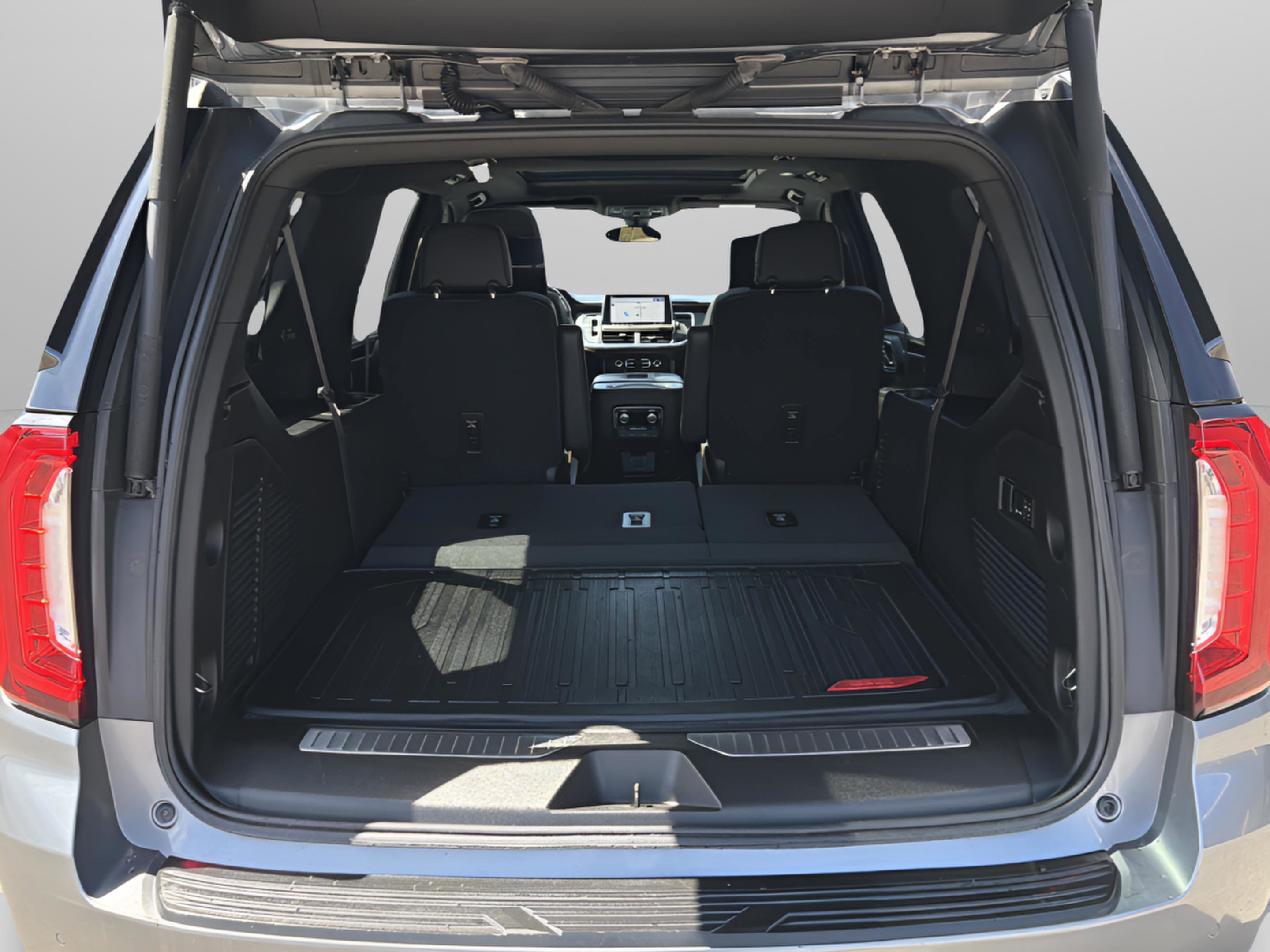 Used 2021 GMC Yukon XL AT4 w/ AT4 Premium Plus Package image 27