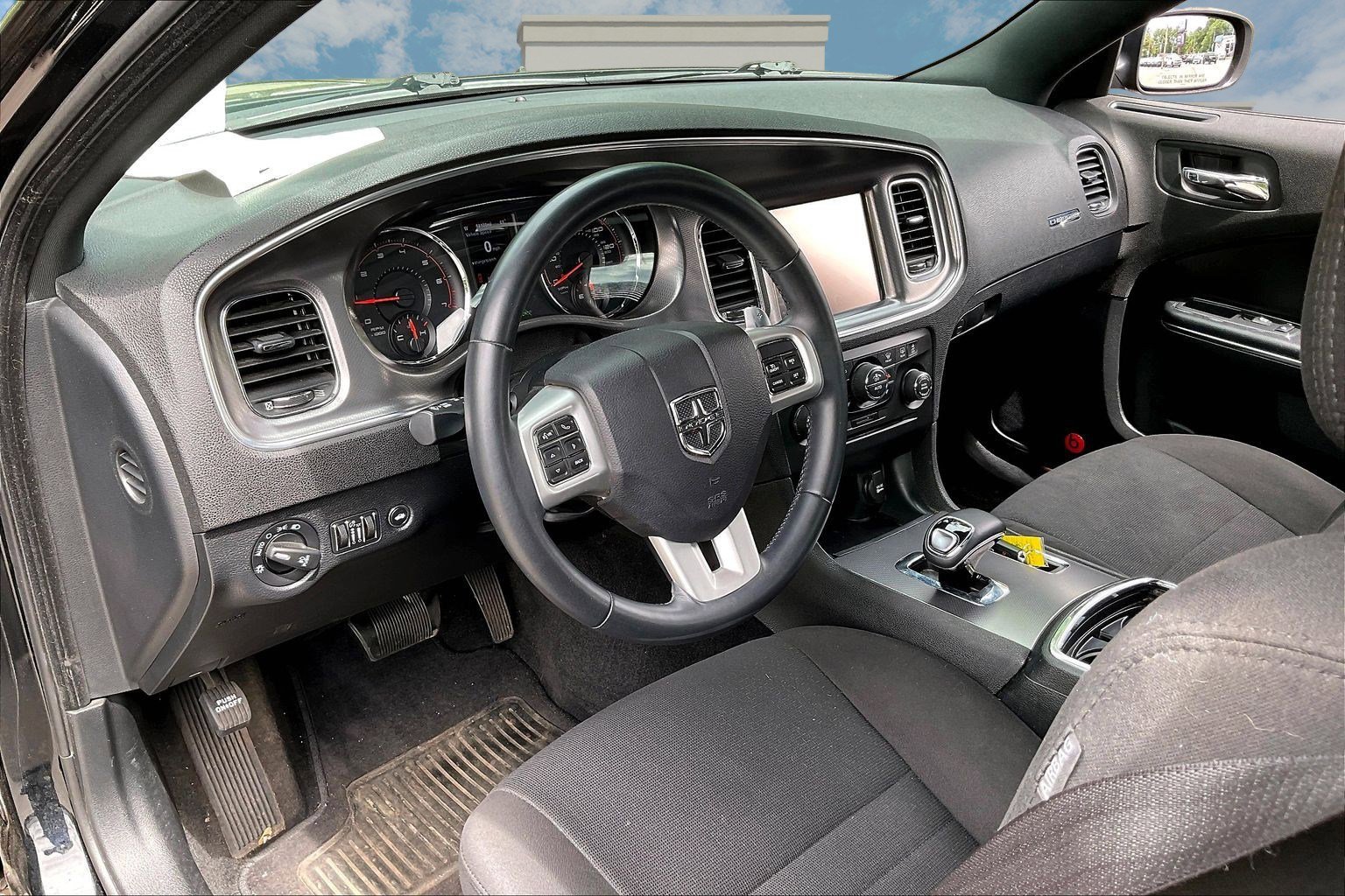 Used 2014 Dodge Charger SXT AWD/4WD image 13
