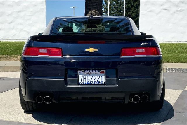 Used 2015 Chevrolet Camaro SS w/ SS Performance Package RWD image 4