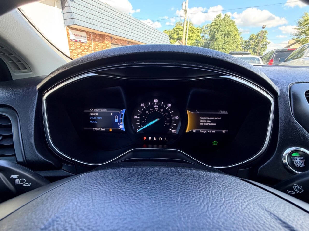 Used 2018 Ford Fusion Titanium FWD image 10