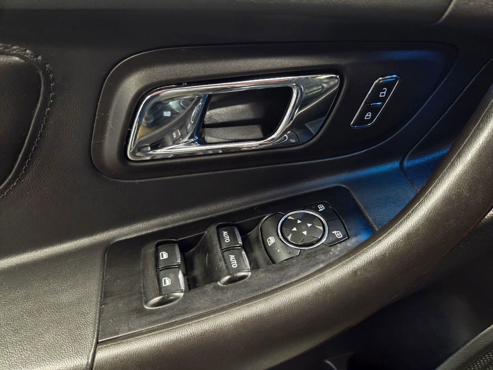 Used 2016 Ford Taurus Limited w/ Equipment Group 301A image 41