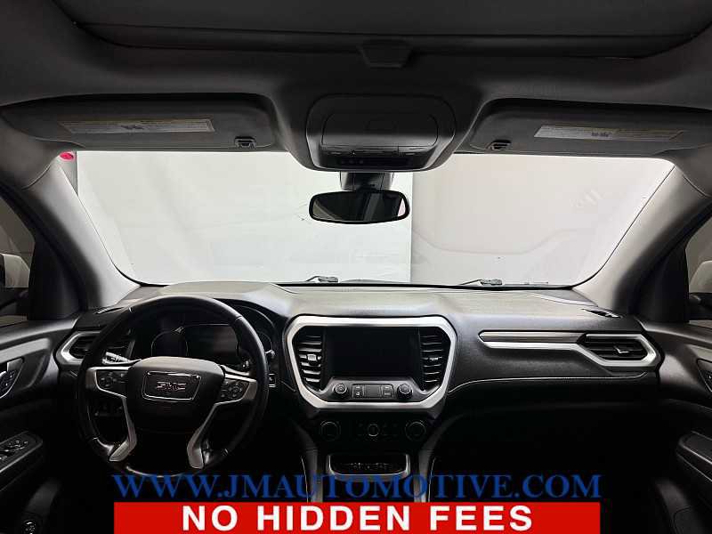 Used 2020 GMC Acadia SLT w/ Driver Alert Package II image 12