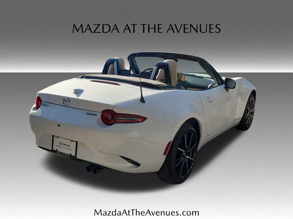 New 2026 MAZDA MX-5 Miata Grand Touring RWD image 4