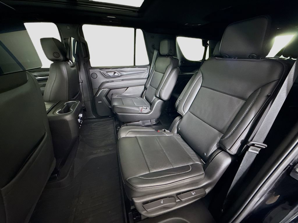 Used 2021 GMC Yukon Denali w/ Denali Premium Package image 25