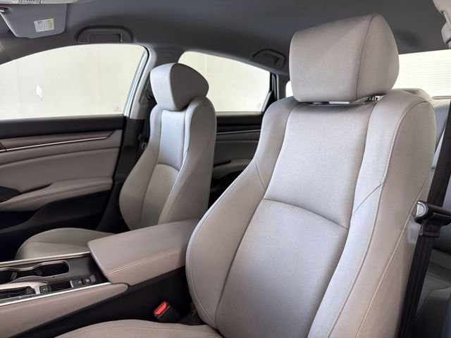 Used 2018 Honda Accord LX image 19
