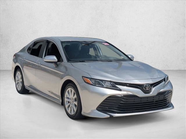 Certified 2020 Toyota Camry LE image 3