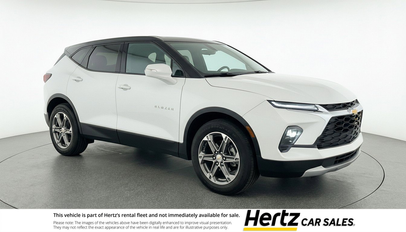 Used 2025 Chevrolet Blazer LT FWD video 1