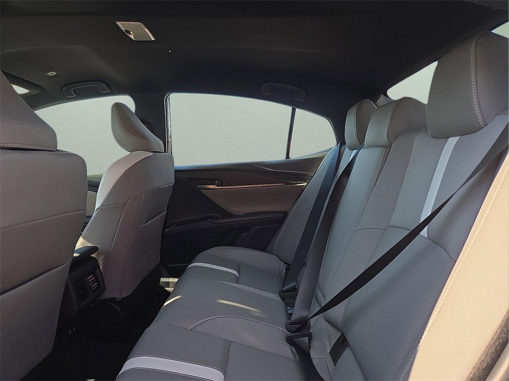New 2026 Toyota Camry SE image 13