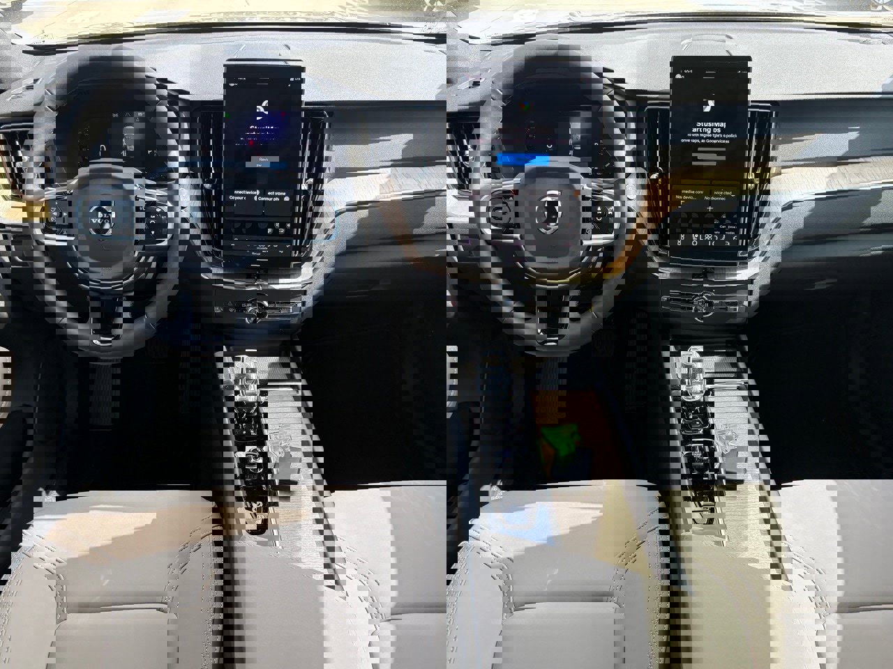 New 2026 Volvo XC60 B5 Plus w/ Protection Package Premier image 9