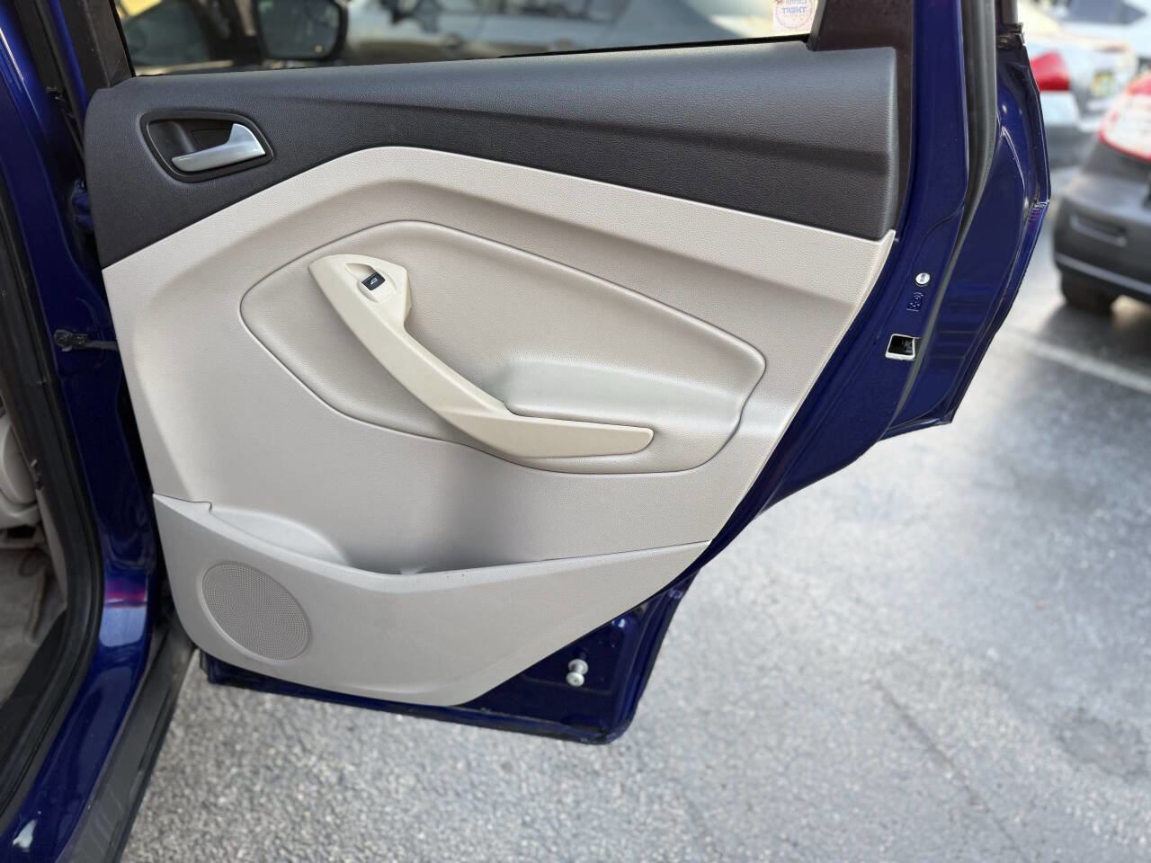 Used 2015 Ford Escape SE image 22