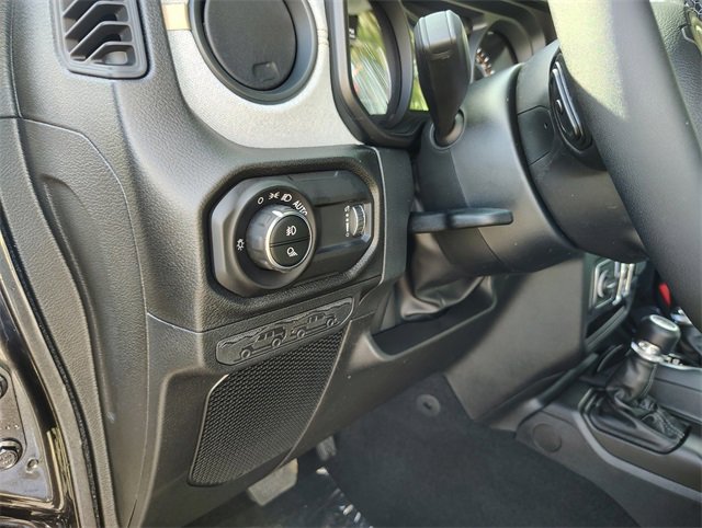 New 2026 Jeep Gladiator Sport image 13