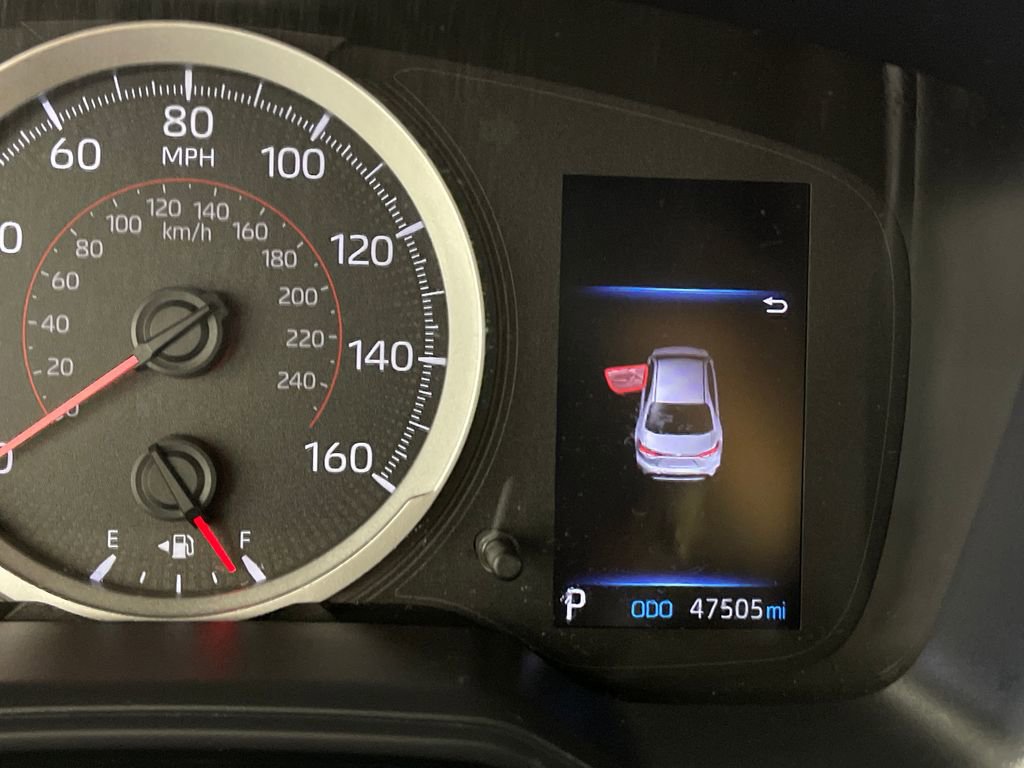 Certified 2021 Toyota Corolla SE w/ SE Premium Package FWD image 19
