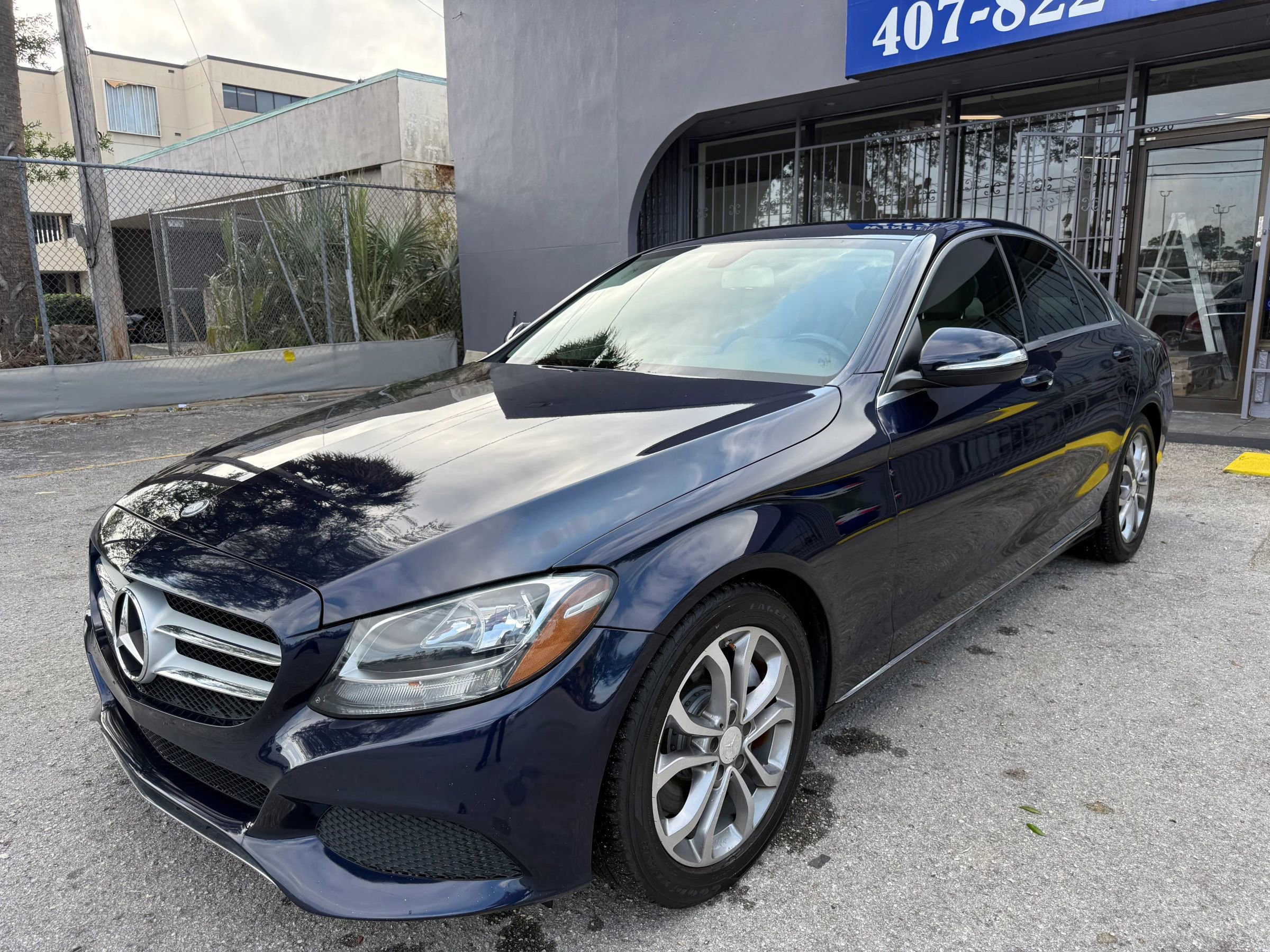 Used 2015 Mercedes-Benz C 300 Sedan image 1
