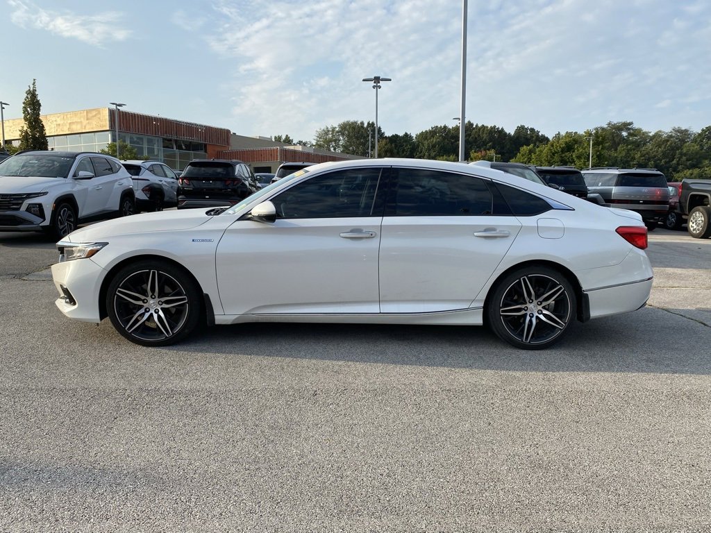 Used 2022 Honda Accord Touring image 4