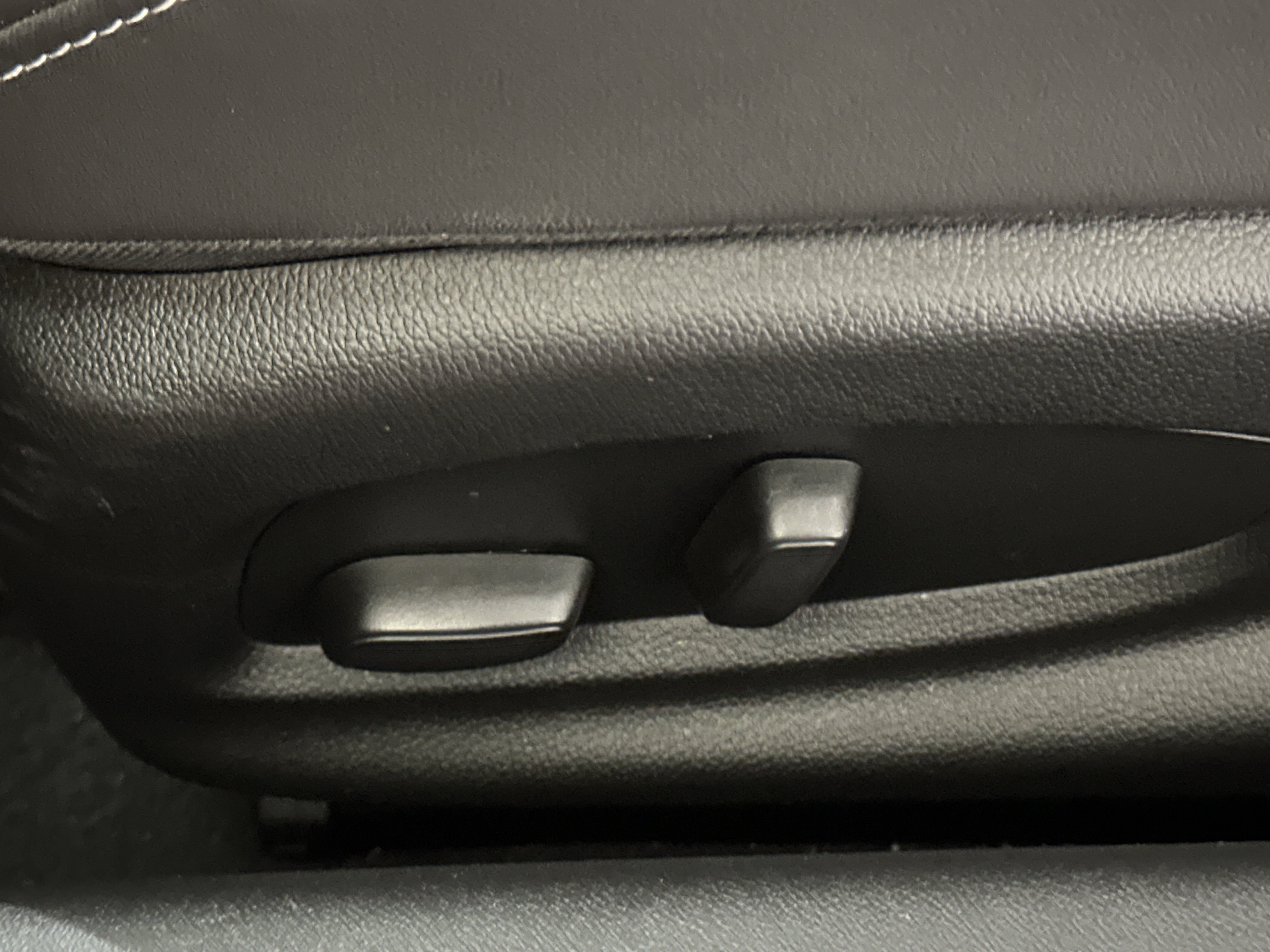Used 2023 Chevrolet Camaro SS RWD image 17