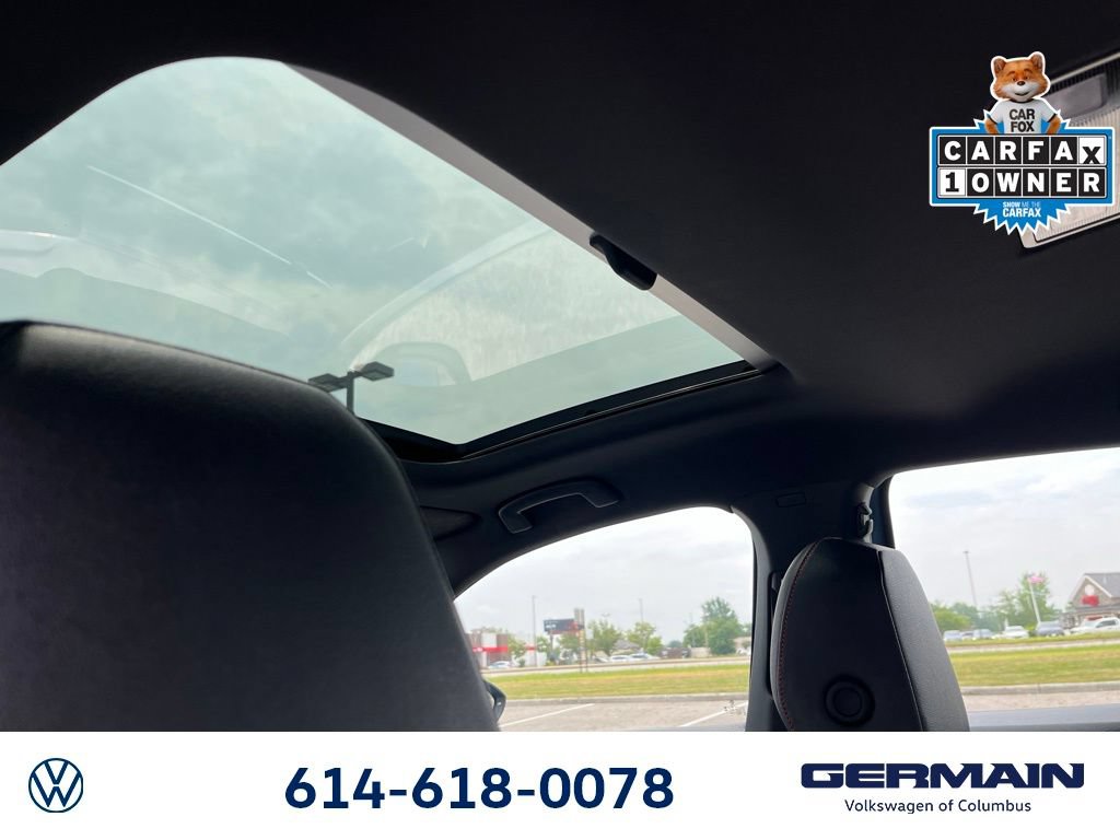 Used 2025 Volkswagen Jetta GLI Autobahn FWD image 19