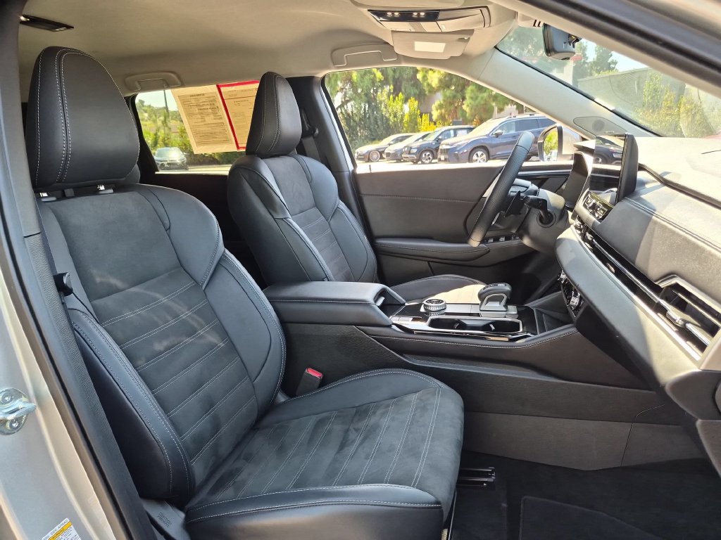 Used 2025 Mitsubishi Outlander SE AWD/4WD image 31