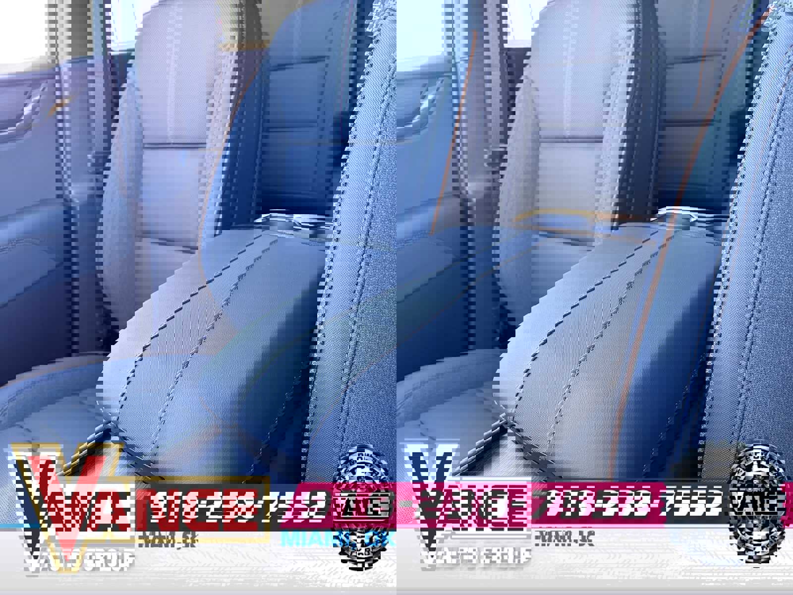 New 2026 GMC Acadia AT4 w/ Luxury Package image 36