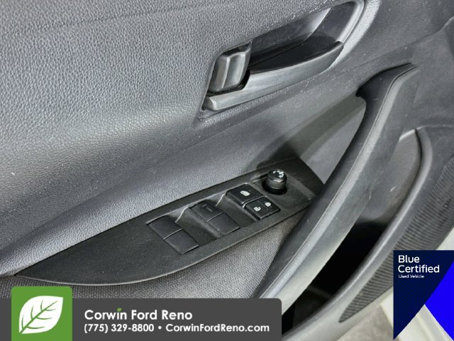 Used 2022 Toyota Corolla LE w/ Carpet Mat Package (TMS) FWD image 21
