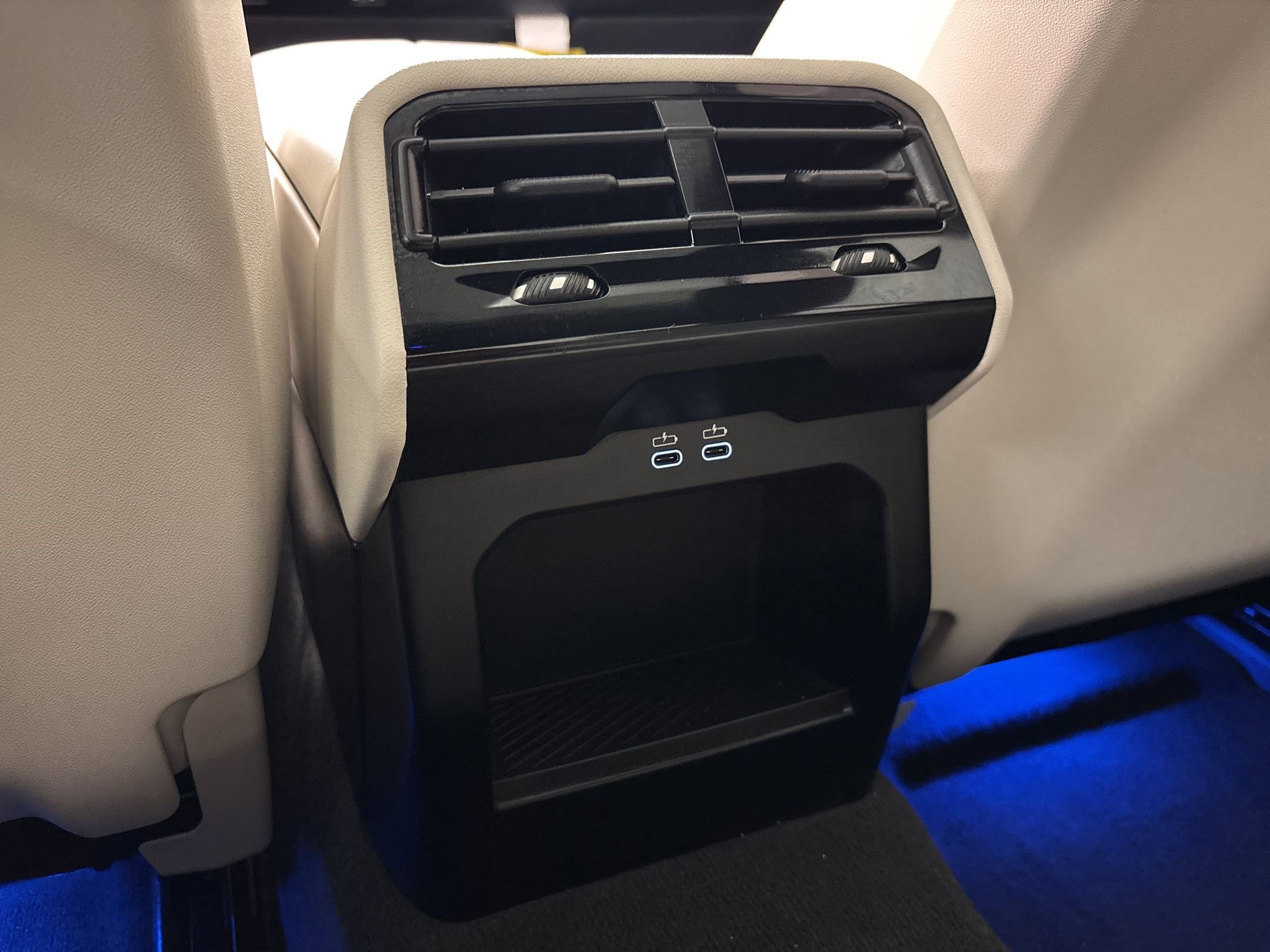 Certified 2024 BMW 540i xDrive w/ Executive Package AWD/4WD image 30