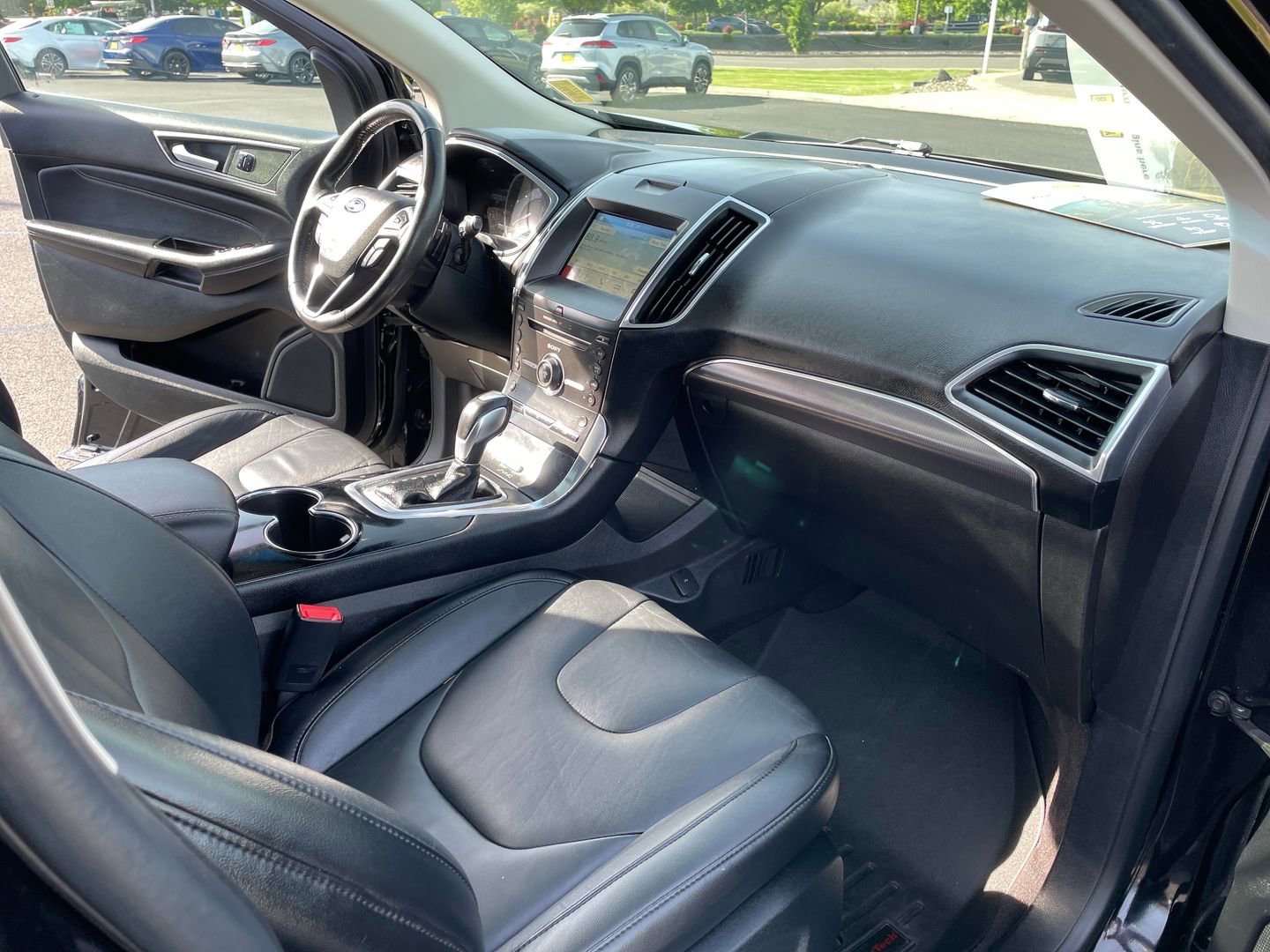Used 2016 Ford Edge Titanium AWD/4WD image 18