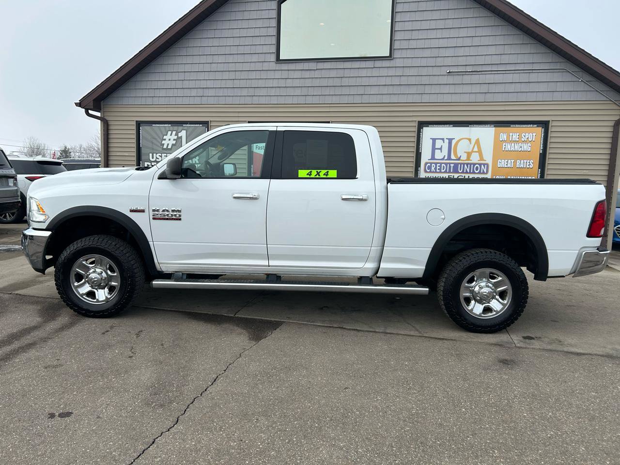 Used 2017 RAM 2500 SLT image 8