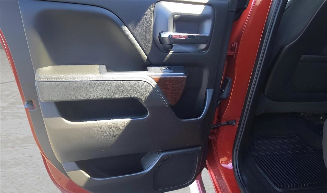 Used 2015 GMC Sierra 1500 SLE w/ SLE Value Package AWD/4WD image 22