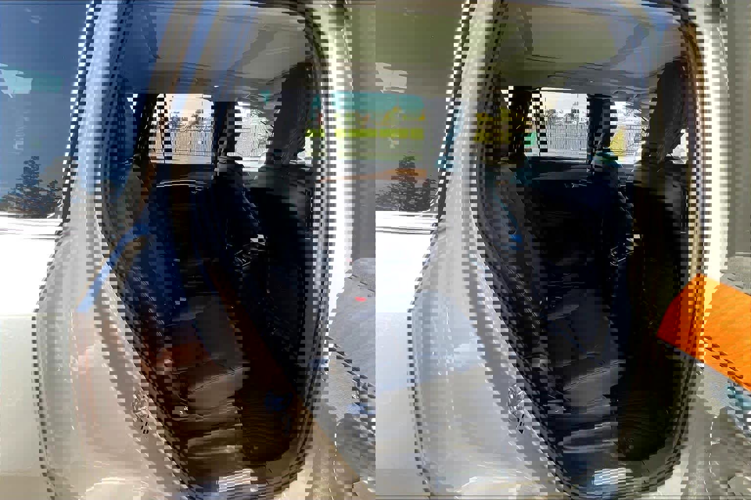 Used 2023 Volvo XC90 T8 Plus w/ Protection Package image 30