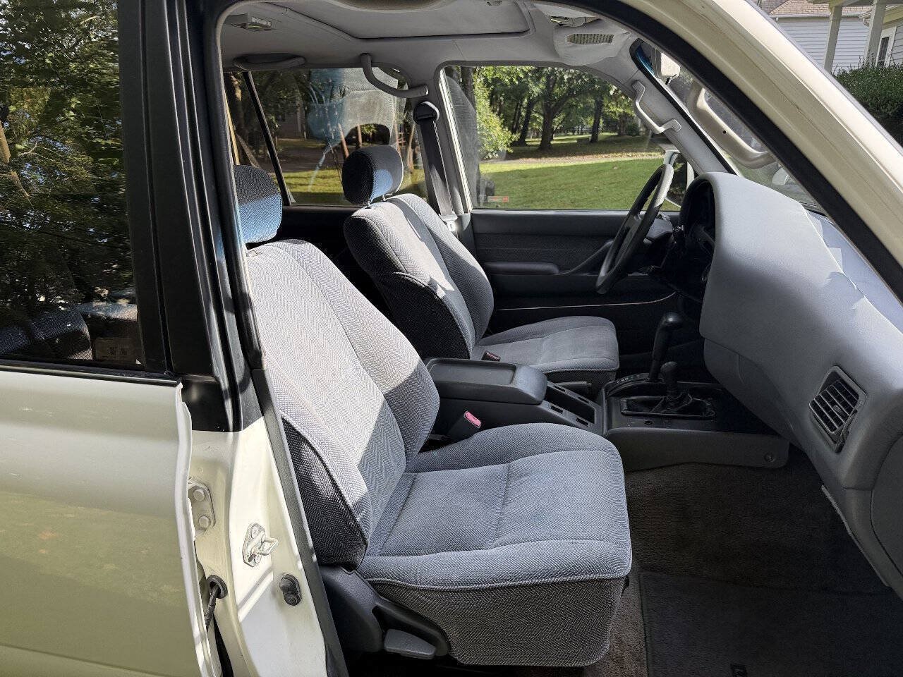 Used 1993 Toyota Land Cruiser AWD/4WD image 85